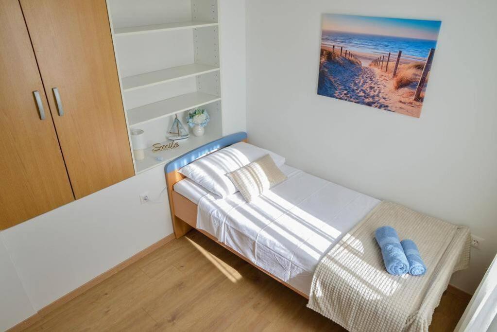 Apartment Longin Zadar Bagian luar foto